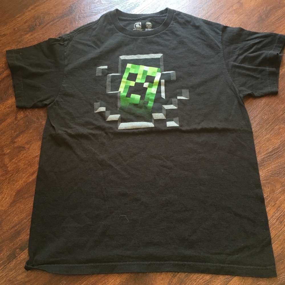 Medium Minecraft Creeper Shirt